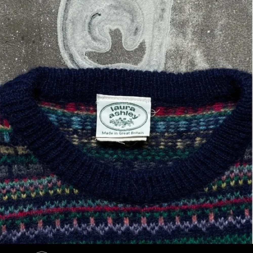 Vintage Laura Ashley Fair Isle Crew Neck Sweater S/M - Picture 5 of 8
